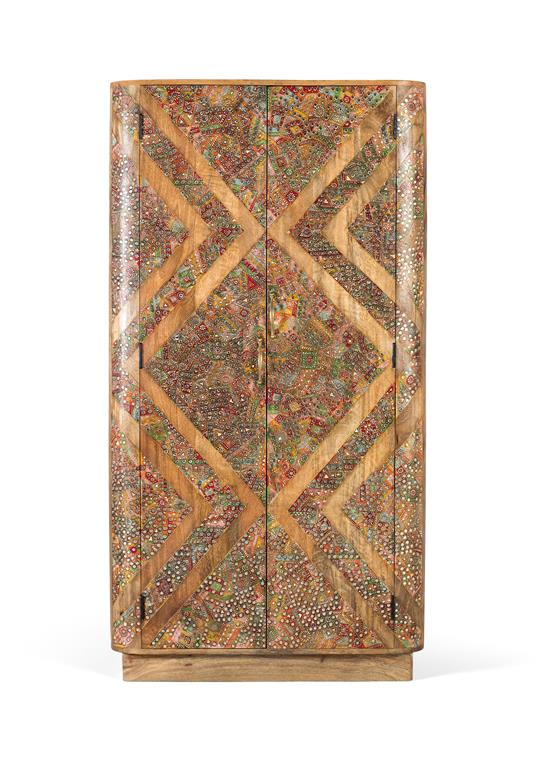 Kleiderschrank